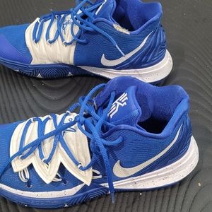 Kyrie 5 size 10
